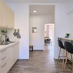 아파트 Lav Von Litto By Interhome *