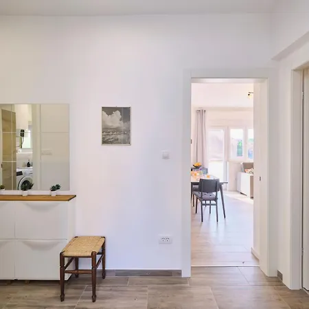 Lav Von Litto By Interhome Split